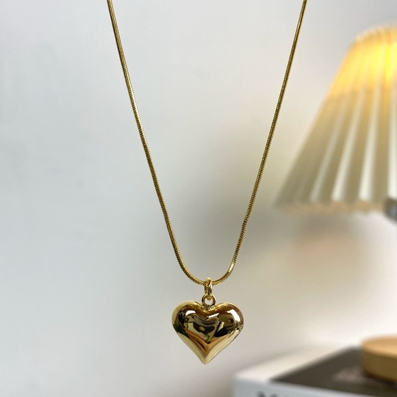 14k gold plated puffy heart necklace - Picture 1 of 3